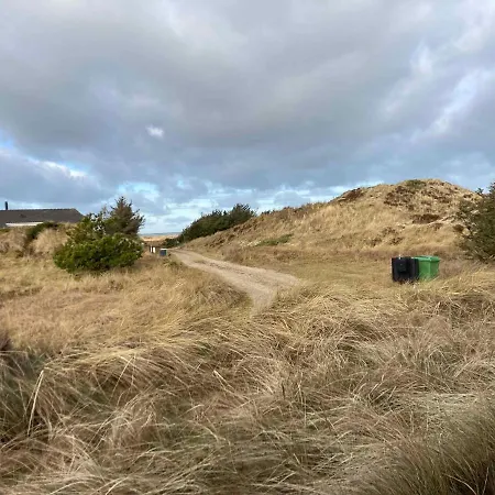 Holiday home Summer House With Sea View In The Dunes