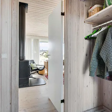 Holiday home Summer House With Sea View In The Dunes *