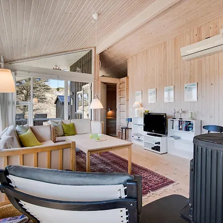 Summer House With Sea View In The Dunes *