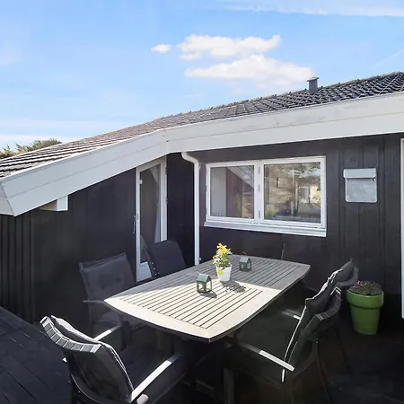 Summer House With Sea View In The Dunes Pandrup